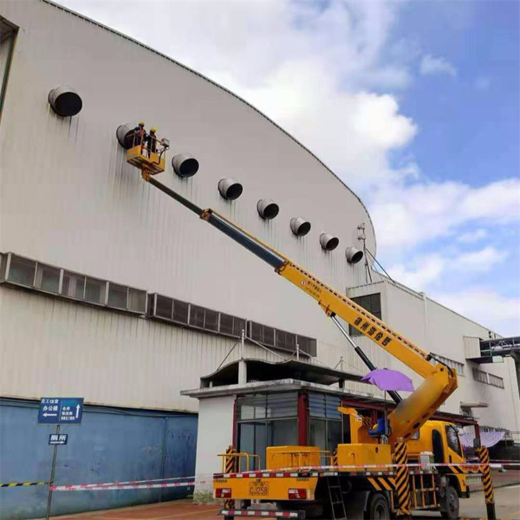 大成镇高空作业车出租服务：专业广告牌安装解决方案