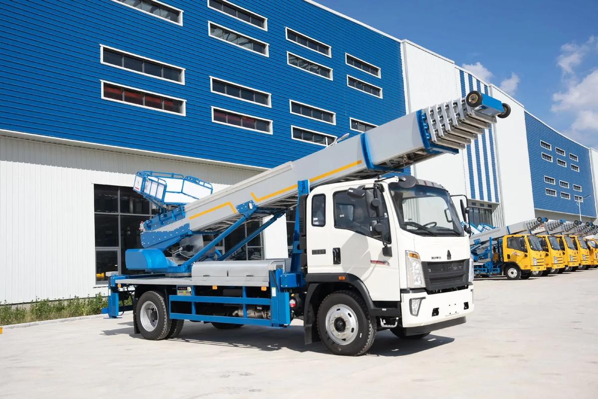 大成镇出租云梯车高空作业车 建筑垃圾搬运